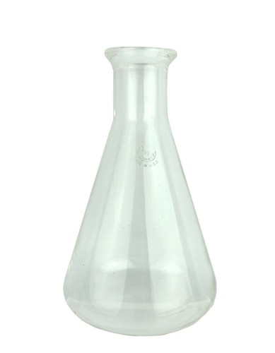 Pyrex clear glass - glass, lab